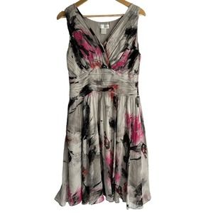 Spiegel Womens Size 10 100% Silk V‎ Neck Artzy Print Dress
